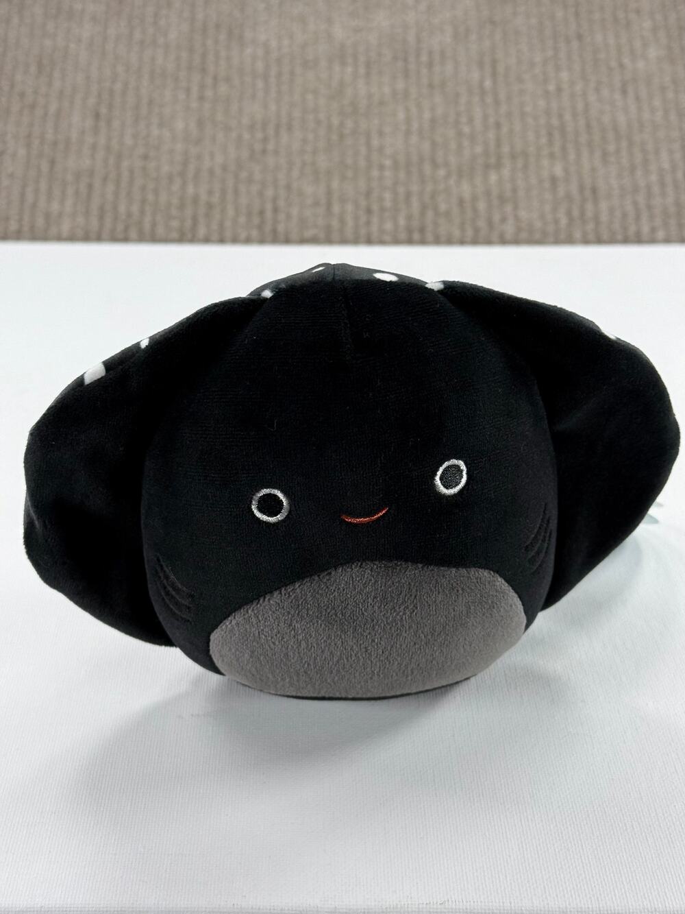 Squishmallows Fen Fang the Stingray 5" Plush NWT Scented Sea Life